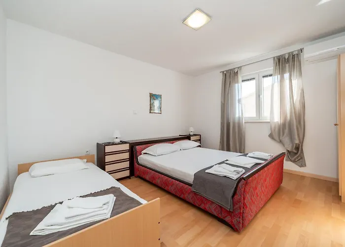 דירה Ema's Olive Garden 1 With Private Parking, Just 10 Minutes Drive From Sandy